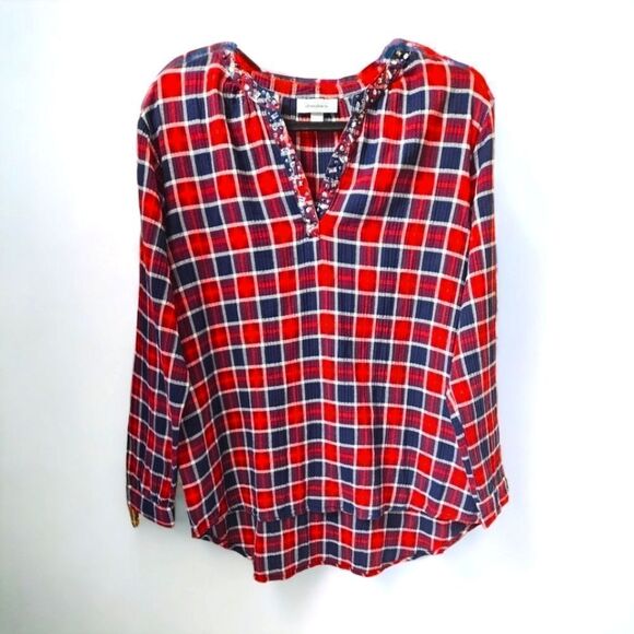 NWOT Dress Barn Plaid Long Sleeve With Sequins Around V-Neckline. - Picture 1 of 10